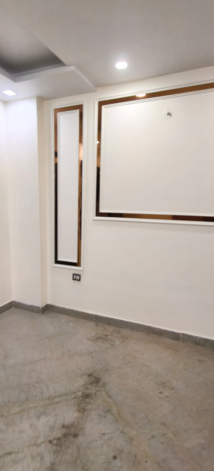 Builder Floor for Rent in Adarsh Nagar