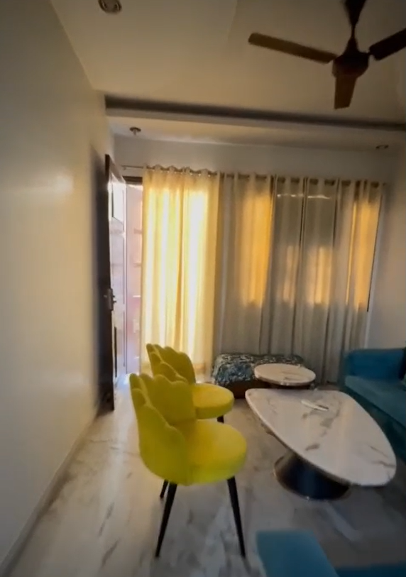 Premium Builder Floor for Sale in Majlis Park with Modern Amenities
