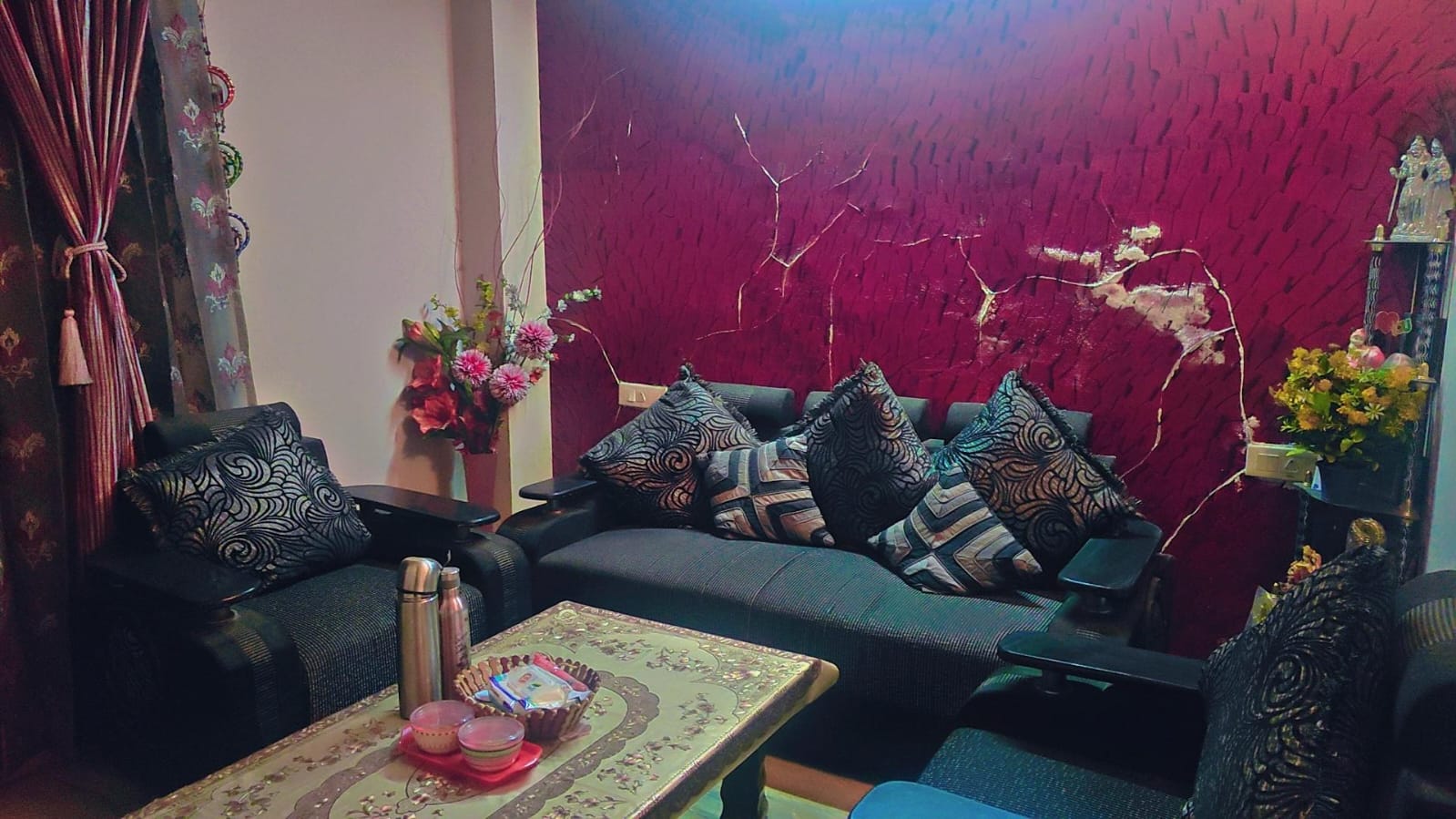 Spacious Property | Modern Design & Comfort